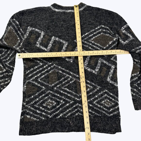 Vintage Sweater Le Tigre Men's Sweater Made In USA! Size Large Great Condition! - Picture 8 of 9